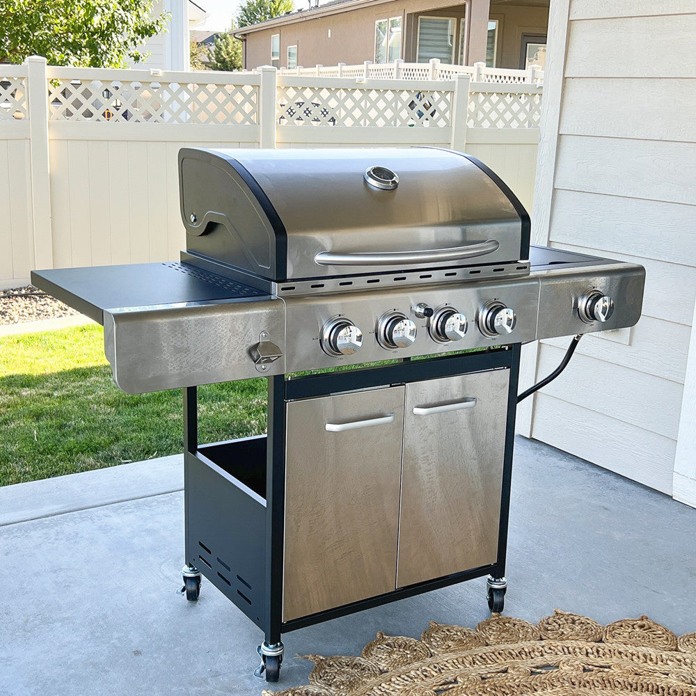 4-Burner Propane BBQ Grill with Side Burner for Outdoor Cooking